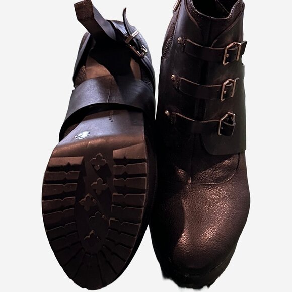 BCBGeneration Black Leather Heeled Moto Ankle Bootie - Picture 3 of 3